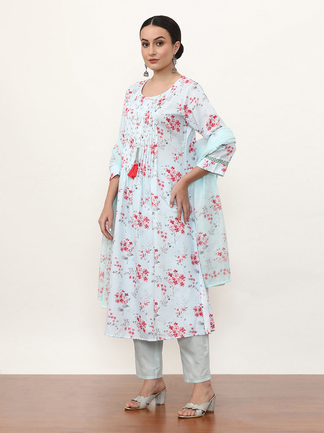 Embroidered Linen Floral Kurta Sets With Dupatta