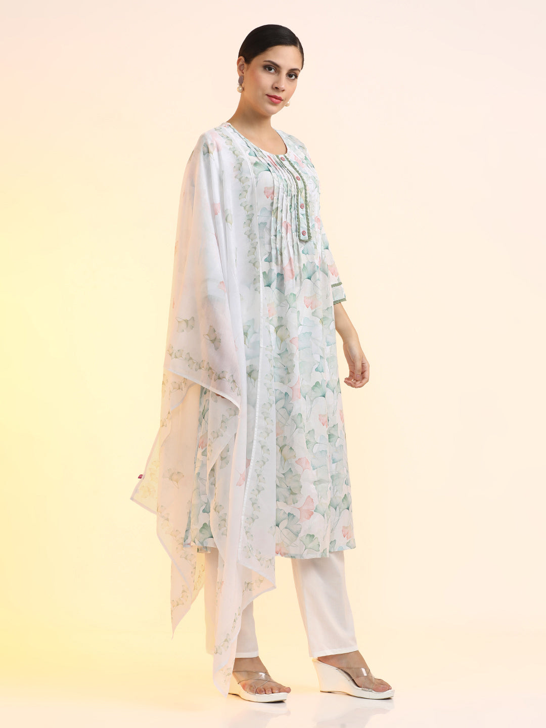 Embroidered Linen Floral Kurta Sets With Dupatta