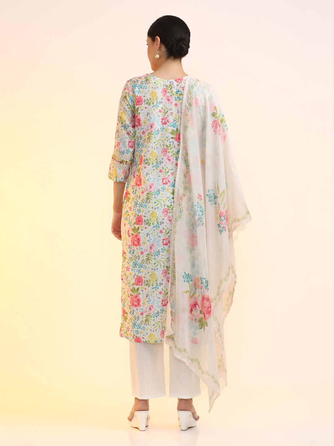 Embroidered Linen Floral Kurta Sets With Dupatta