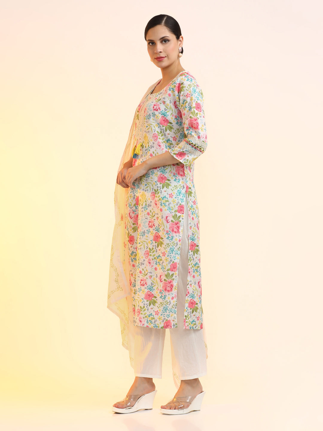 Embroidered Linen Floral Kurta Sets With Dupatta