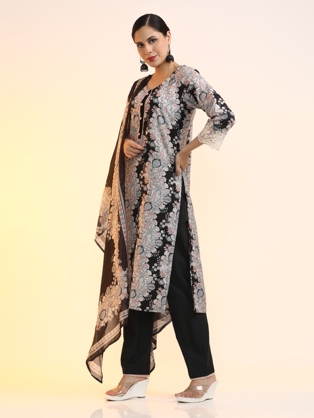 Embroidered Linen Floral Kurta Sets With Dupatta