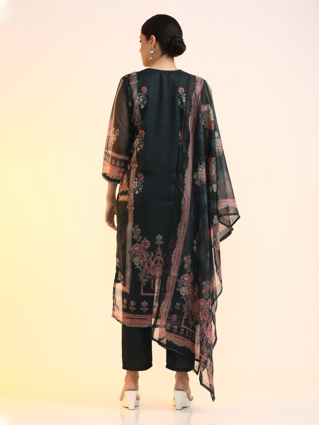 Embroidered Organza Floral Kurta Sets With Dupatta