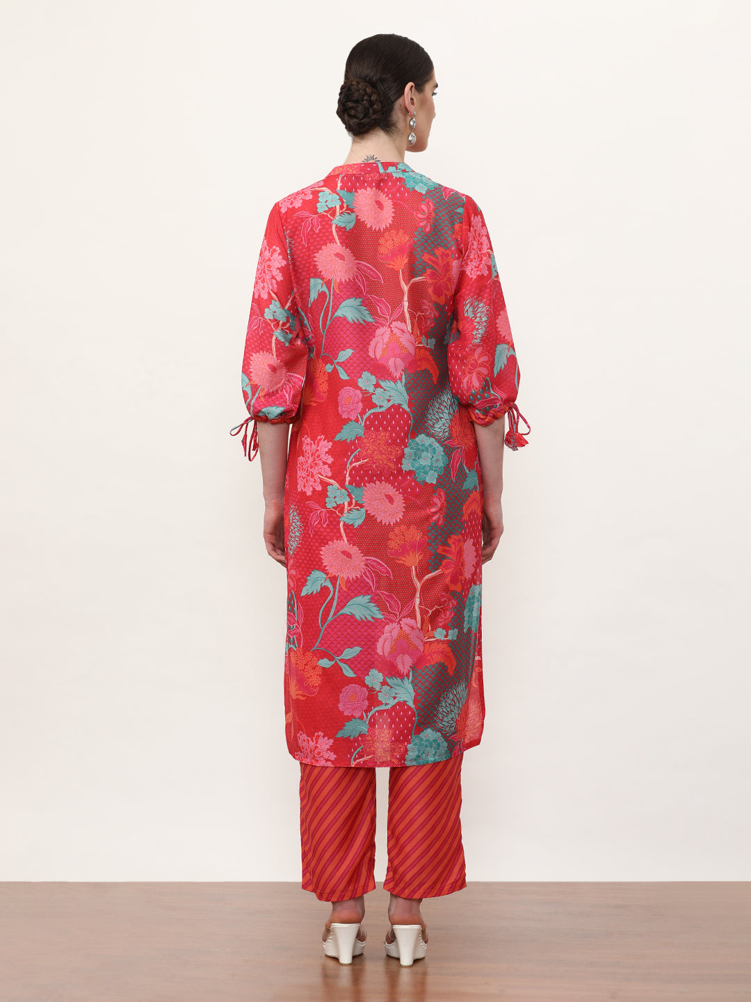 Printed Cotton Blend Floral Kurta Sets