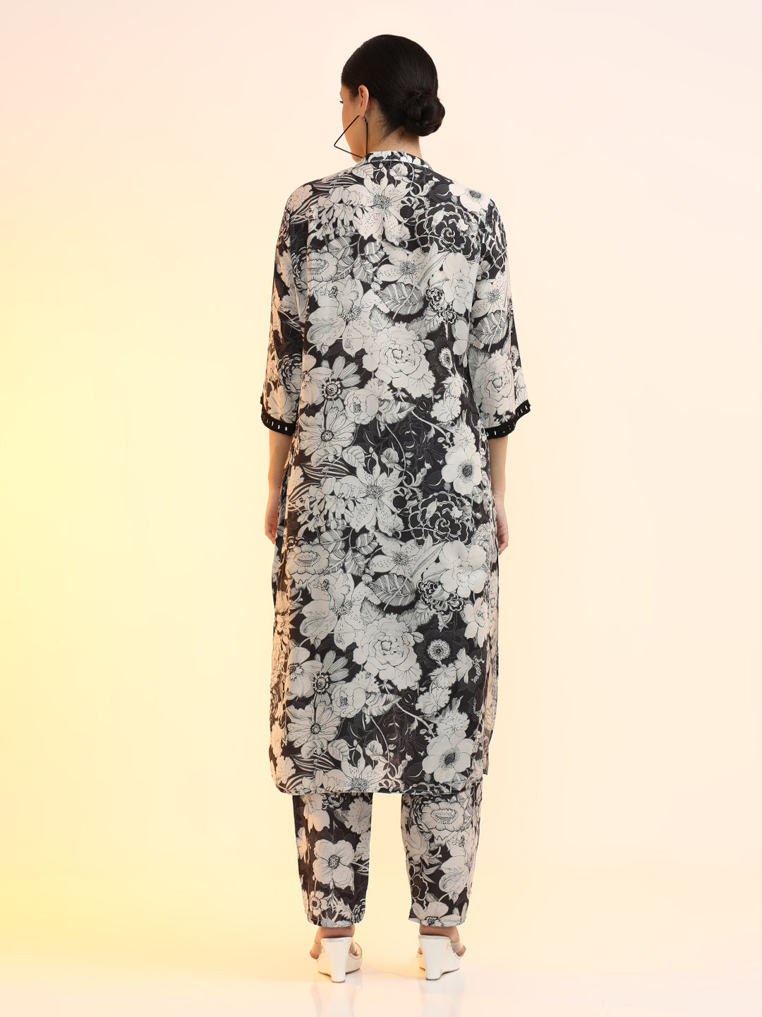 Embroidered Cotton Blend Floral Kurta Sets