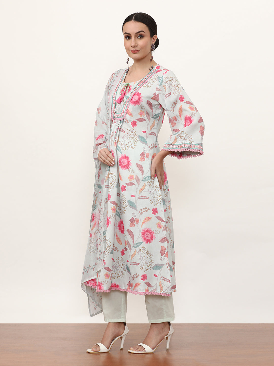 Embroidered Linen Floral Kurta Sets With Dupatta
