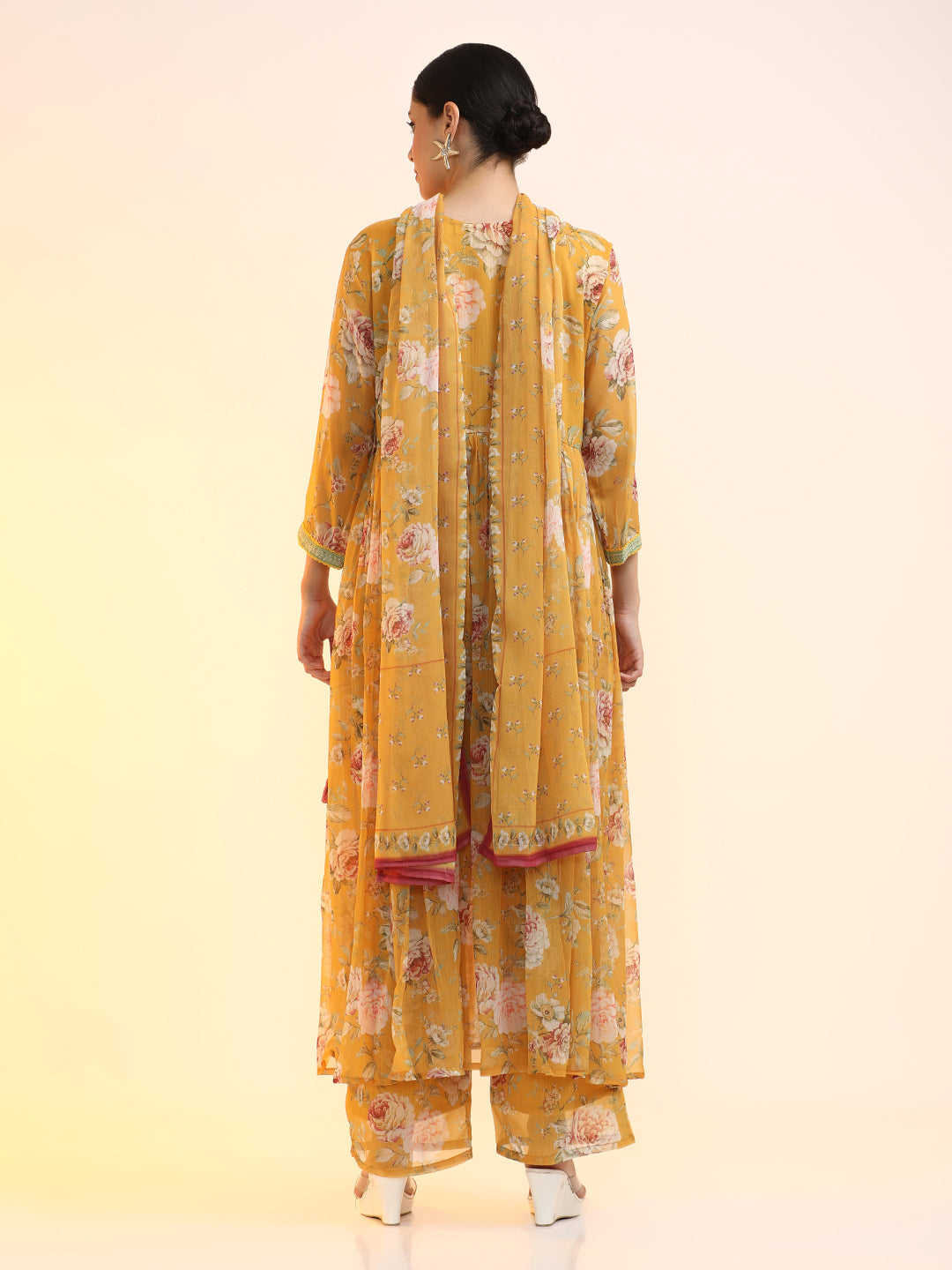 Embroidered Poly Chiffon Floral Kurta Sets With Dupatta
