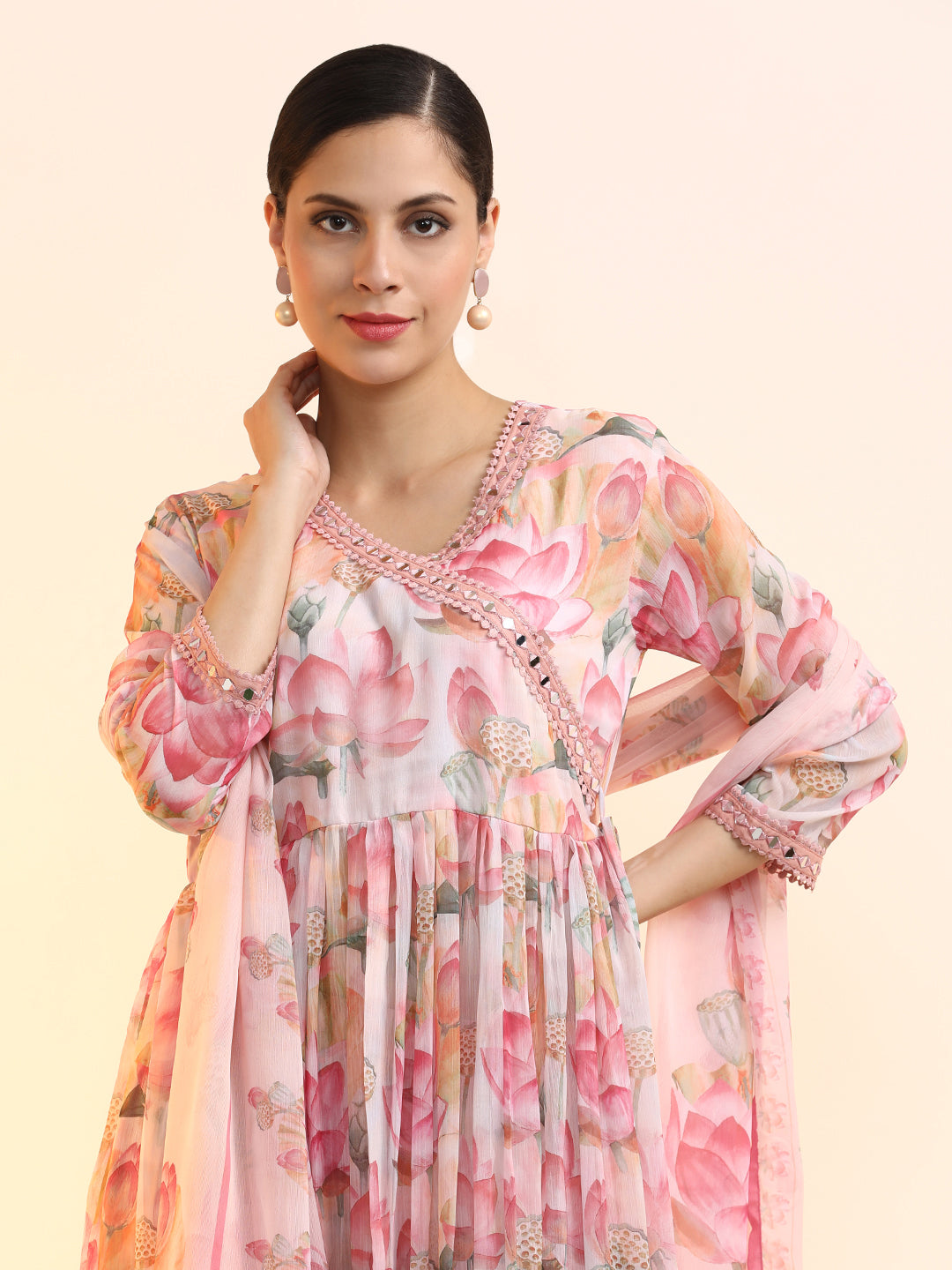 Embroidered Poly Chiffon Floral Kurta Sets With Dupatta