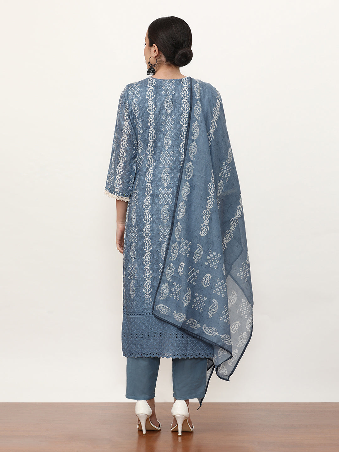 Embroidered Pure Cotton Paisley Kurta Sets With Dupatta