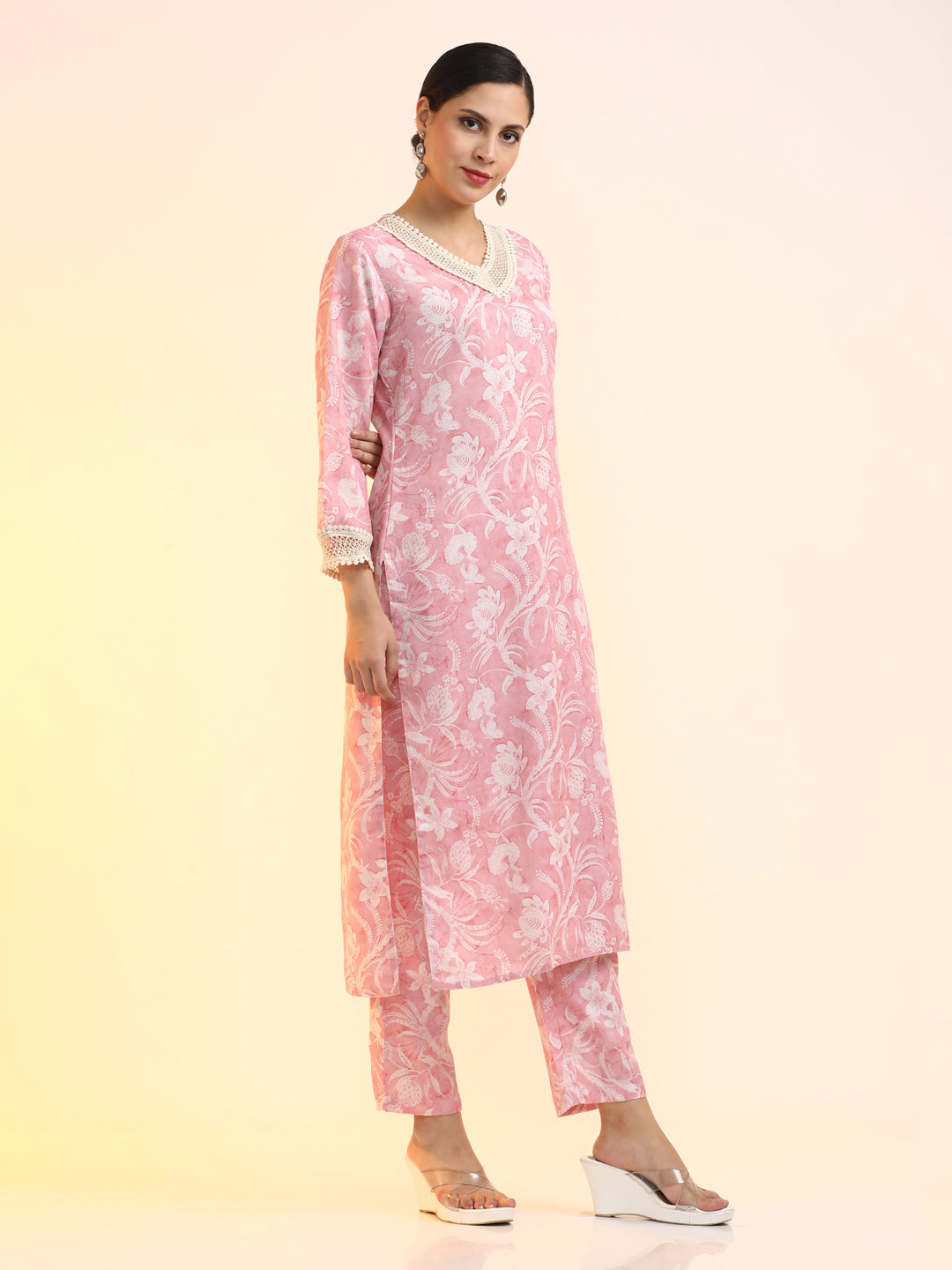 Printed Linen Floral Kurta Sets
