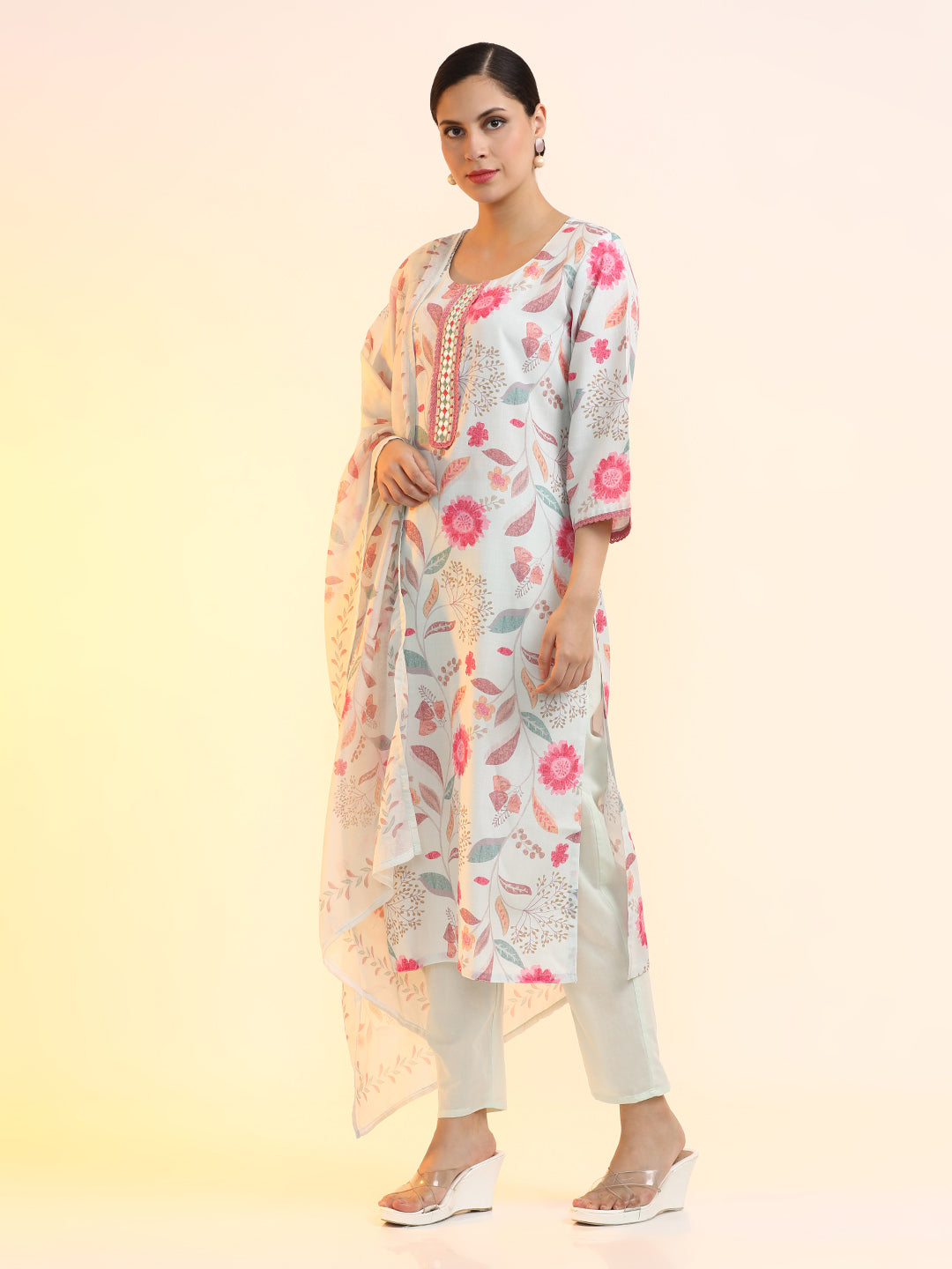 Embroidered Linen Floral Kurta Sets With Dupatta