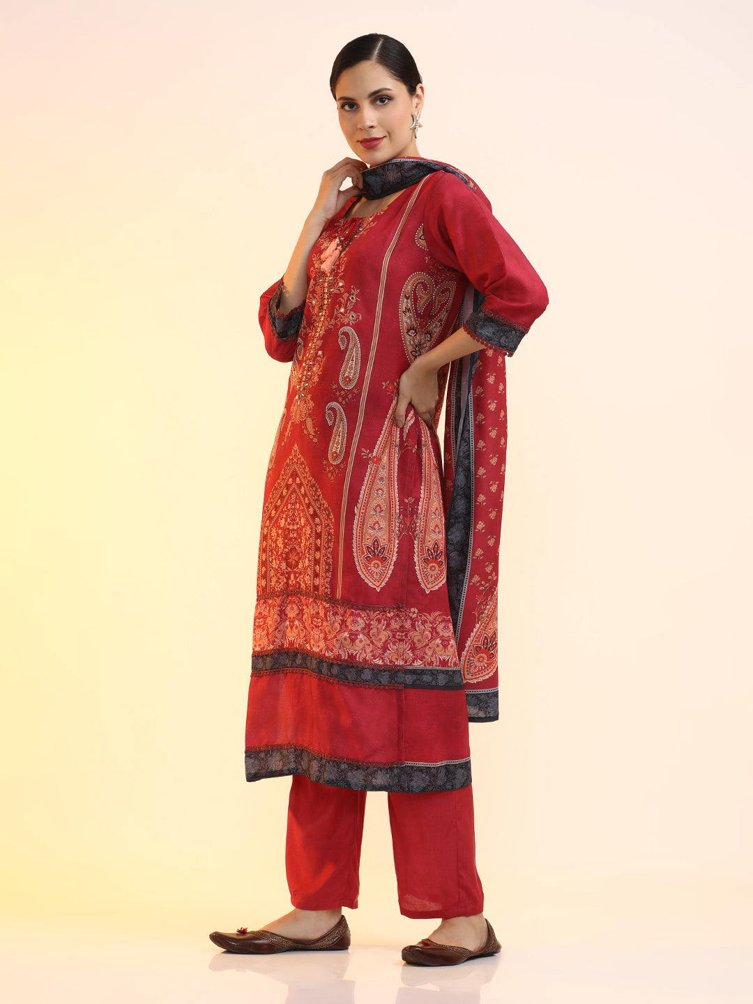 Printed Linen Floral Kurta Sets With Dupatta