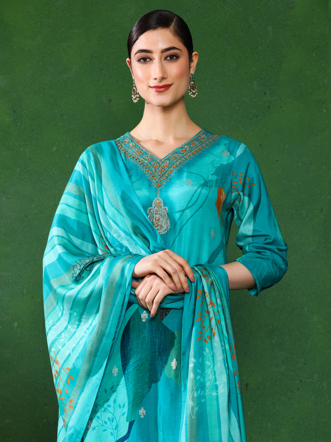 Floral Embroidered A-Line Pure Cotton Kurta & Trousers Sets