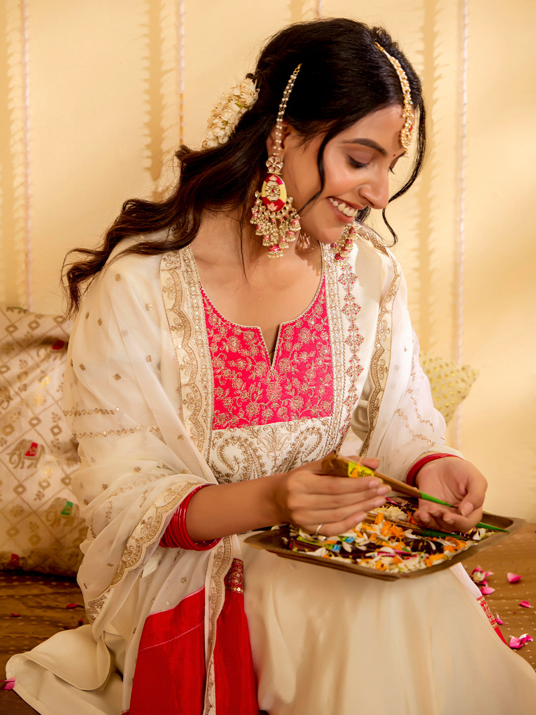 Floral Embroidered Straight Cotton Blend Kurta & Trousers Sets