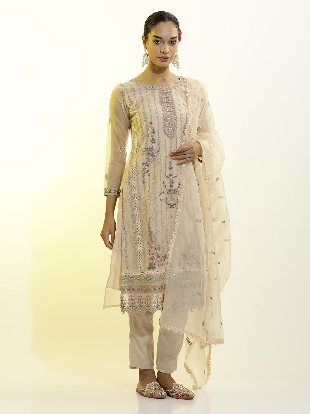 Heavy Embroidered Organza Festive Kurta Set With Dupatta