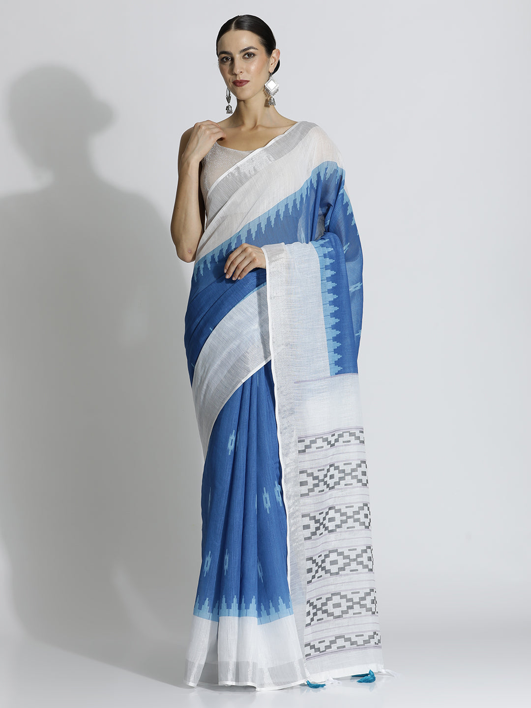 Blue Geometric Printed Daily Wear Pure Linen Saree