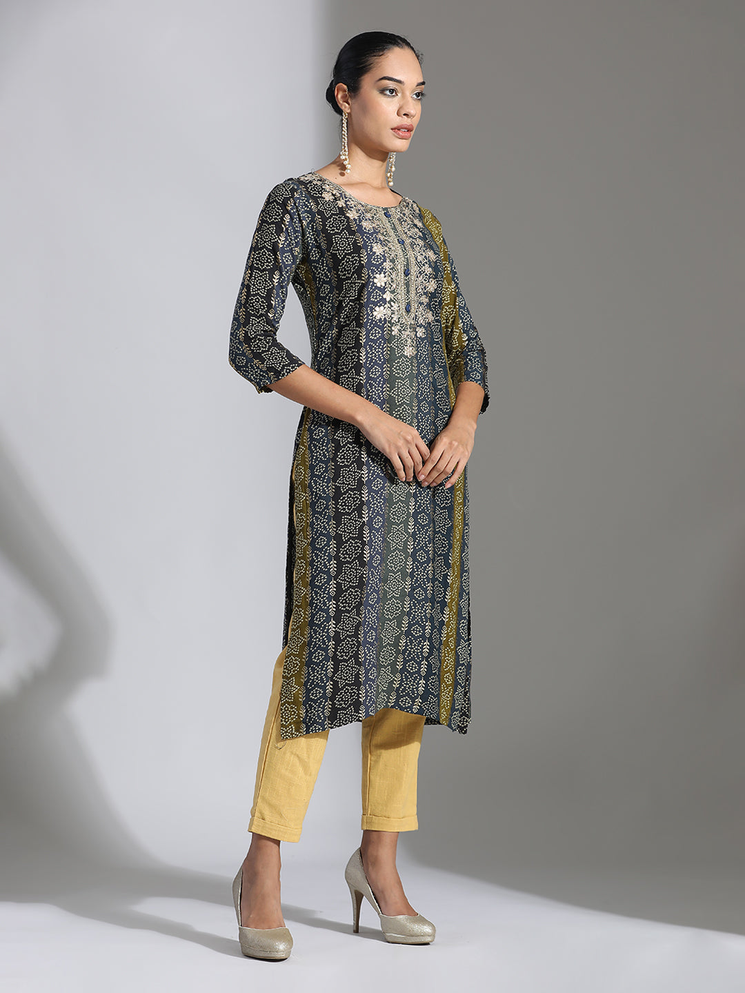 Festive Embroidered Bandhani Straight Kurta