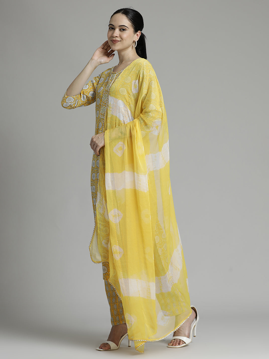 Yellow Ethnic Motif Cotton Kurta Set With Dupatta