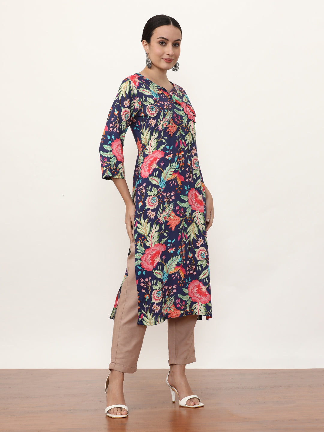 Embroidered Straight Floral Kurta