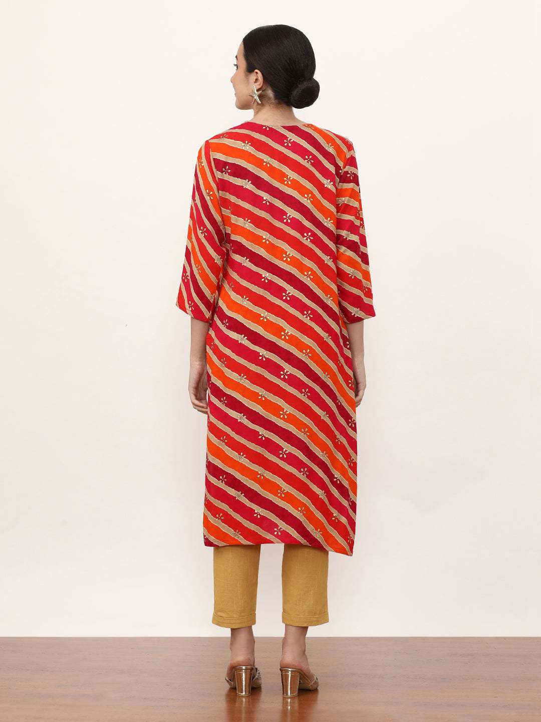Embroidered Straight Striped Kurta