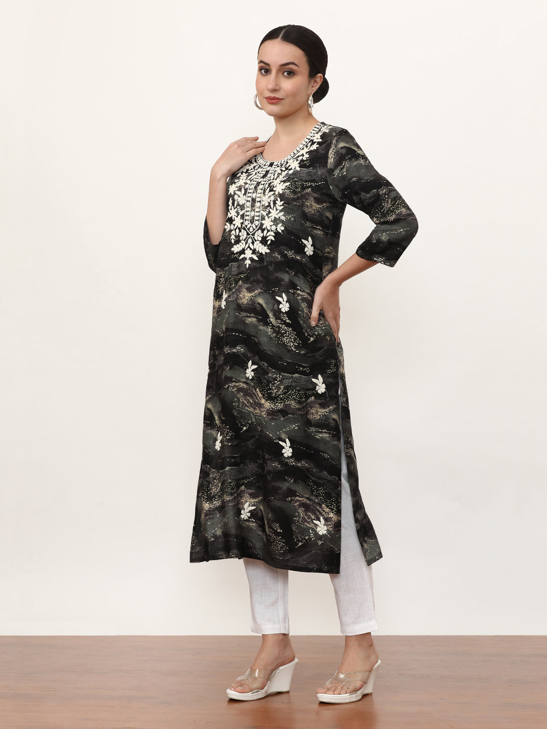 Embroidered Straight Floral Kurta