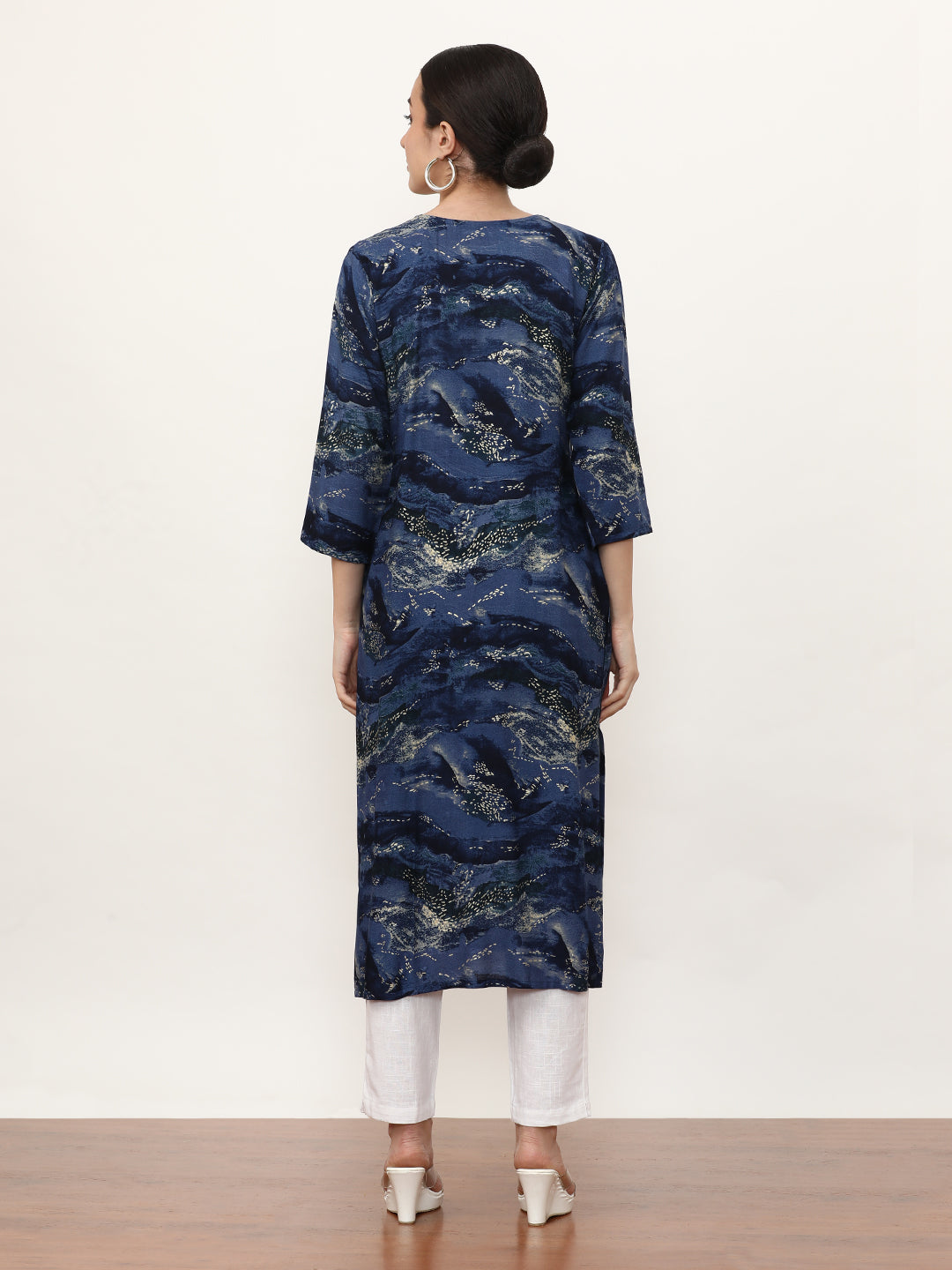 Embroidered Straight Floral Kurta