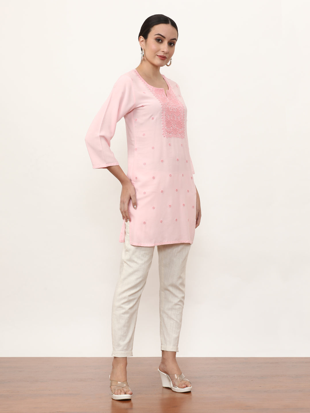 Embroidered Straight Solid Kurta