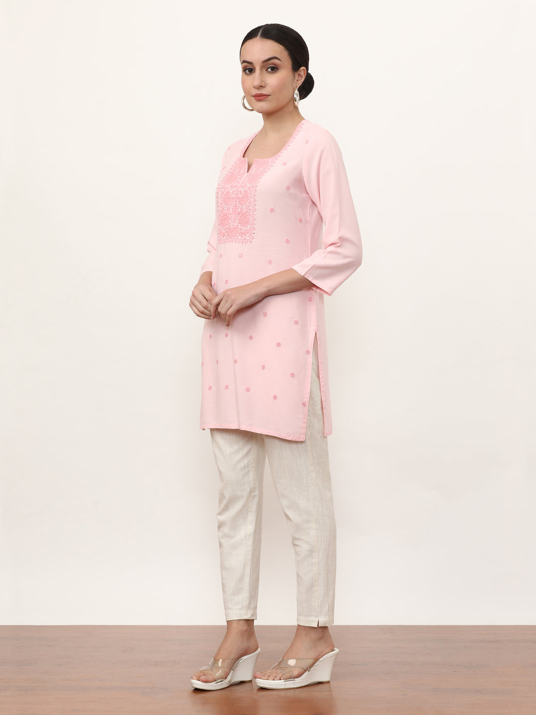 Embroidered Straight Solid Kurta