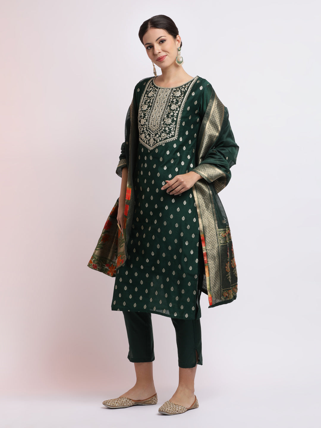 Green Embroidered Jacquard Kurta Set With Dupatta