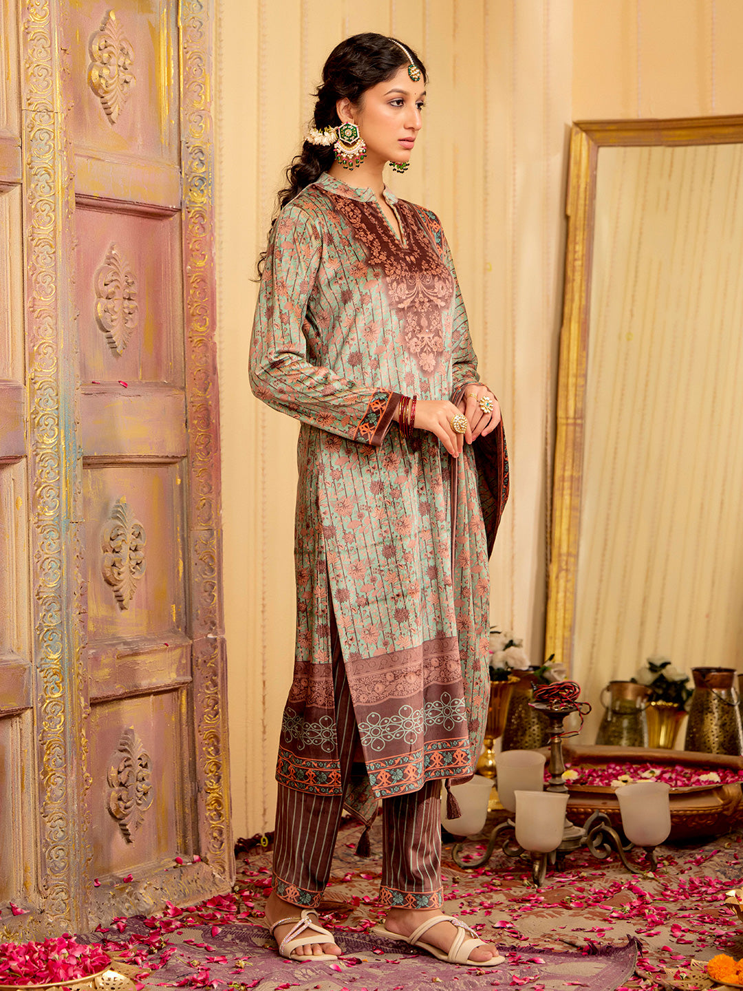 Mint Green Woolen Ethnic Printed Kurta Set With Dupatta
