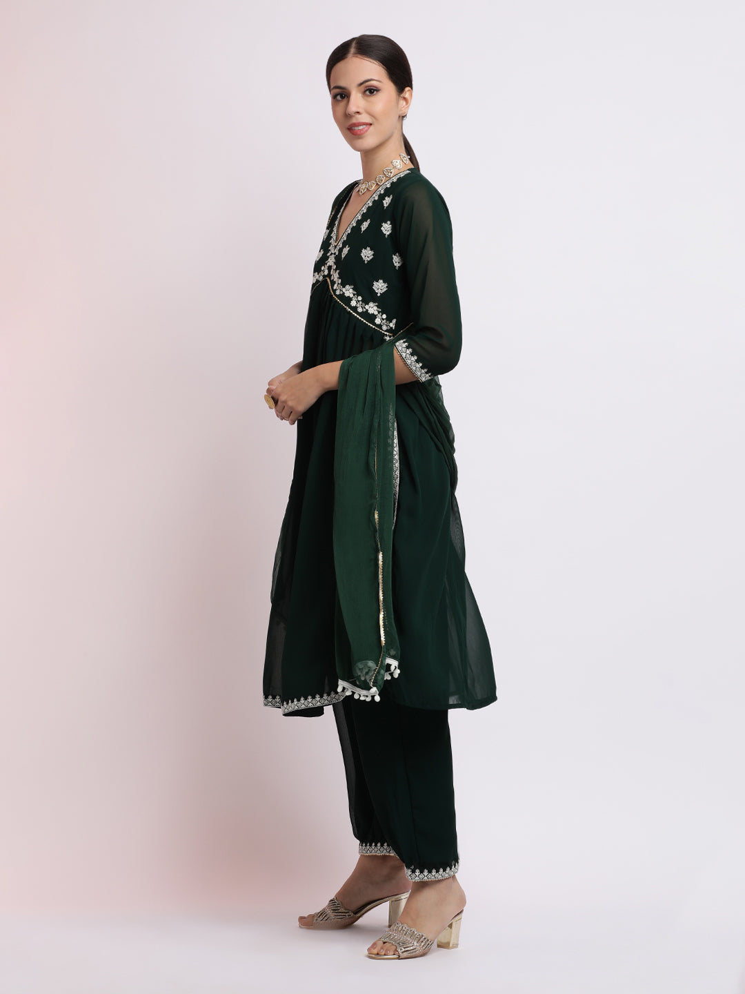 Green Embroidered Georgette Kurta Set With Dupatta