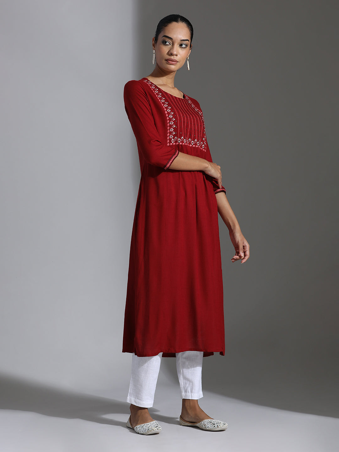 Embroidered Maroon Rayon Straight Kurta