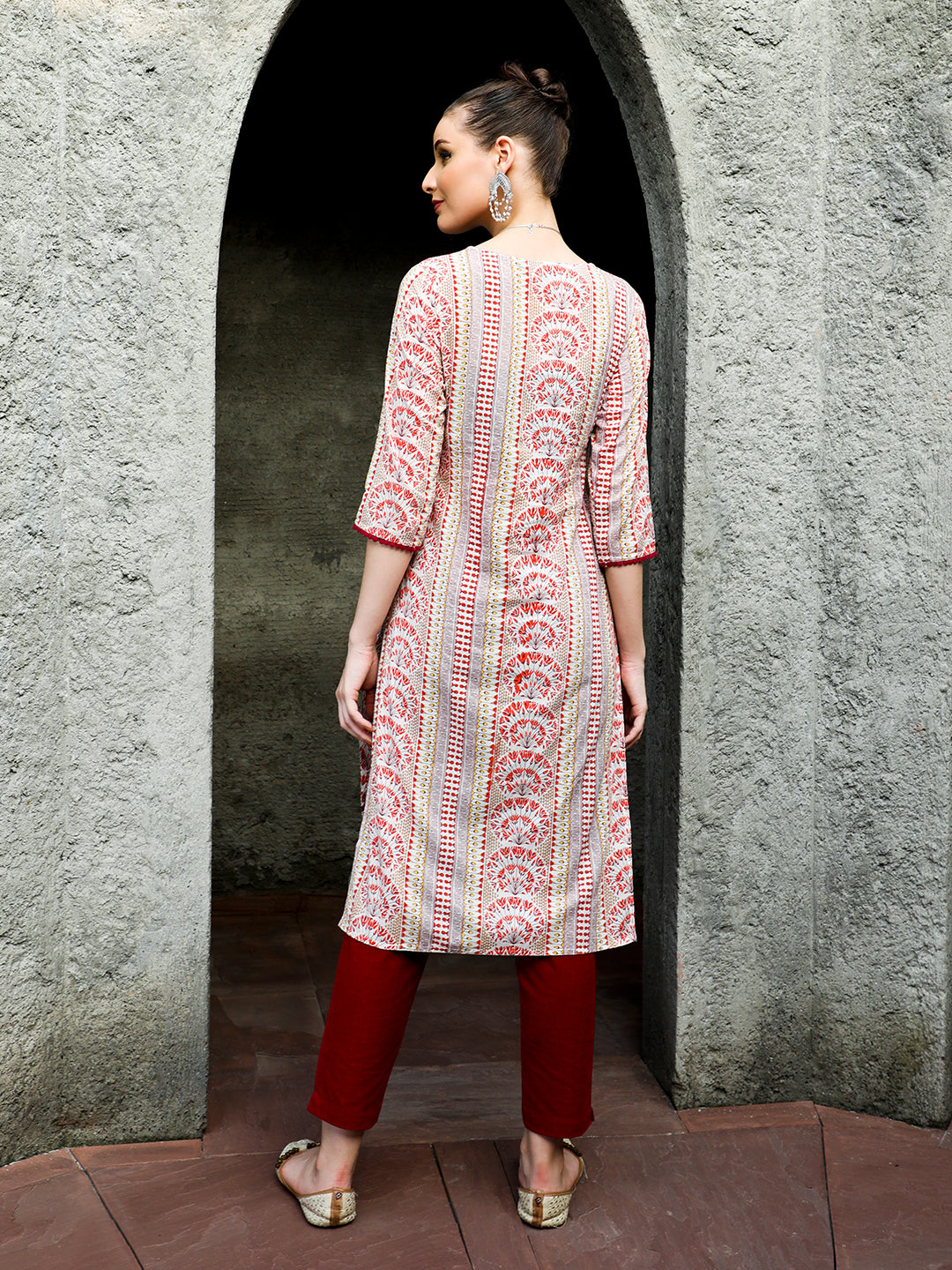 White And Maroon Ethnic Printed Straight Kurta