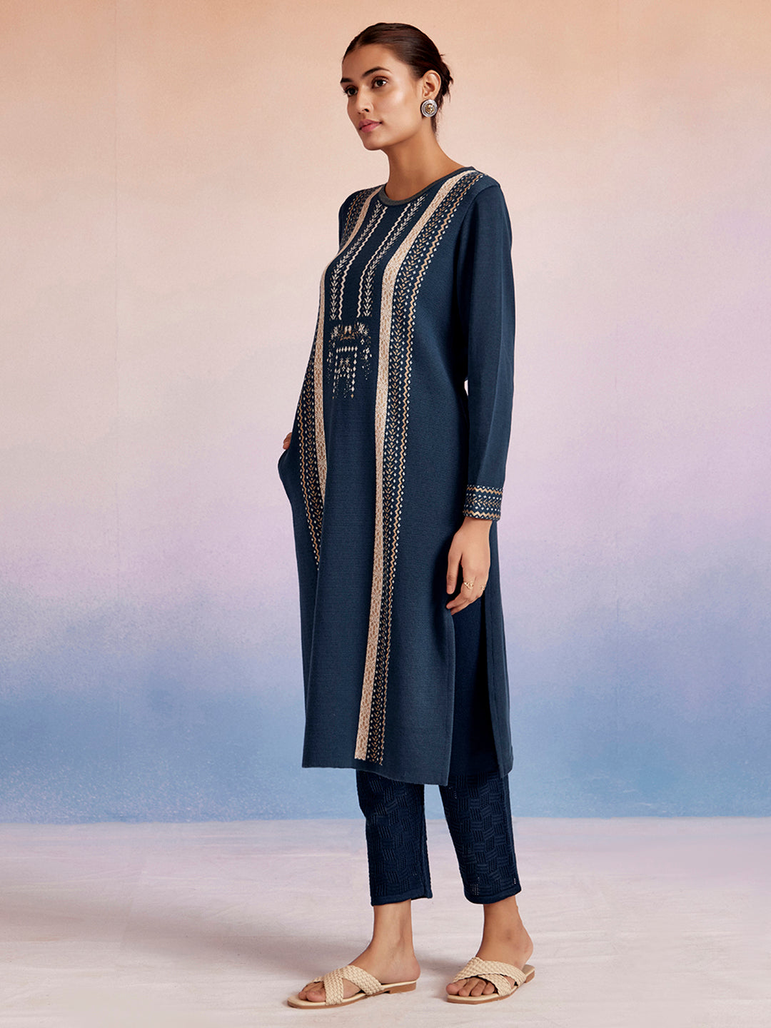 Jacquard Straight Woolen Kurta