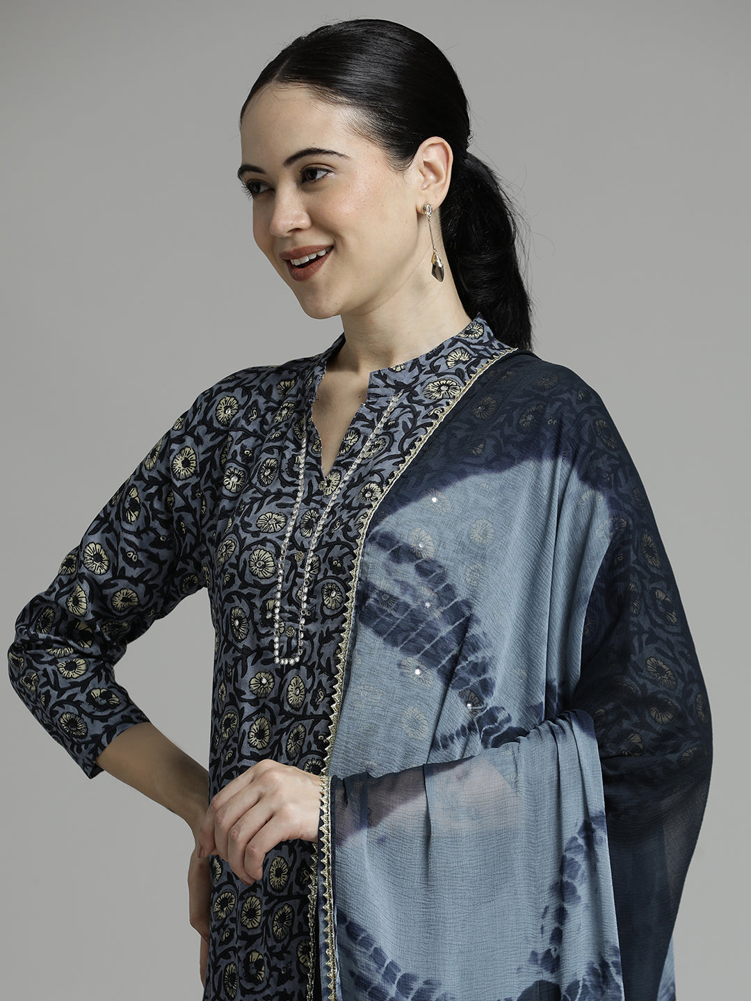 Floral Dark Grey Printed Kurta Set With Tie-Dye Dupatta