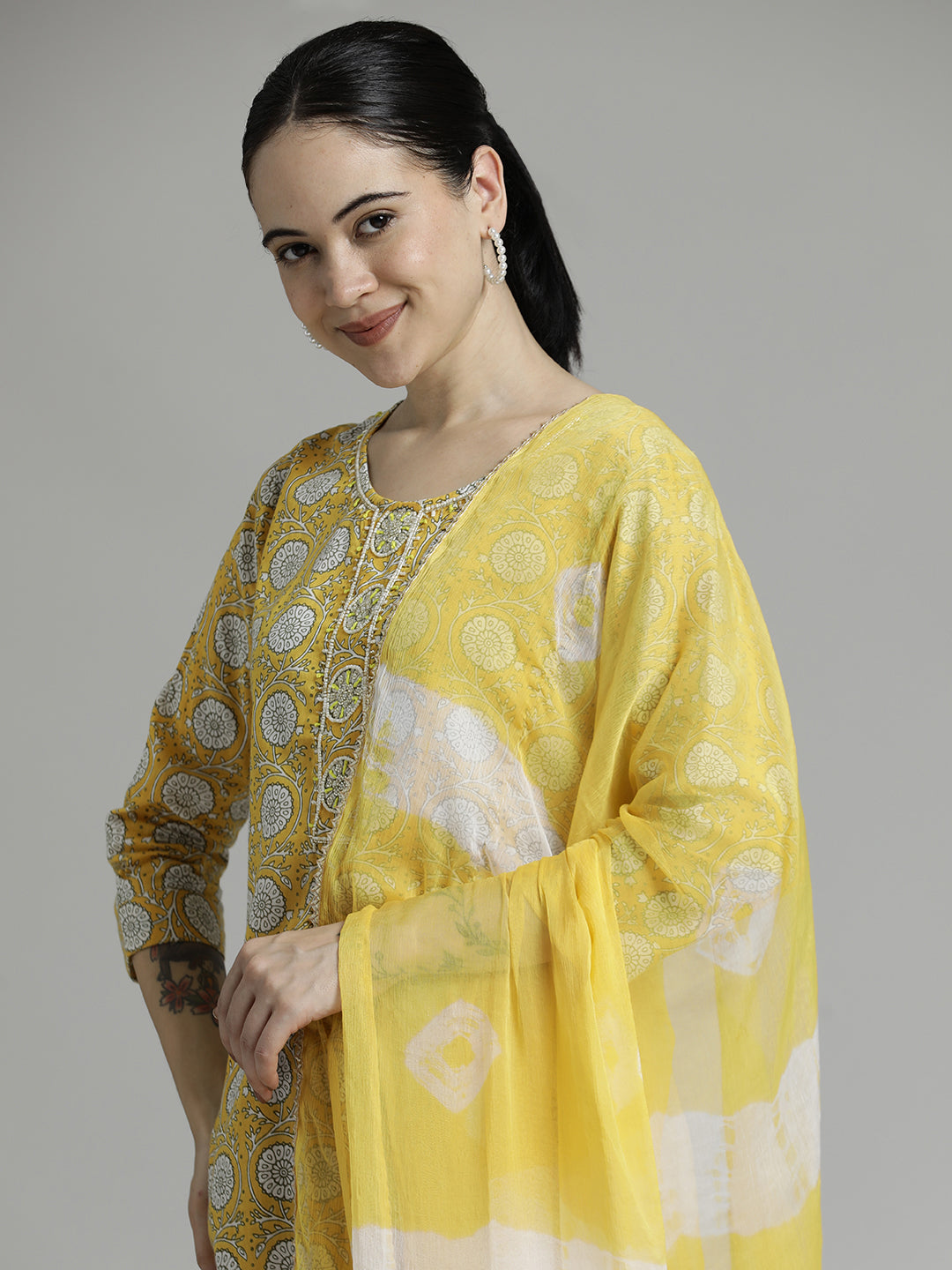 Yellow Ethnic Motif Cotton Kurta Set With Dupatta