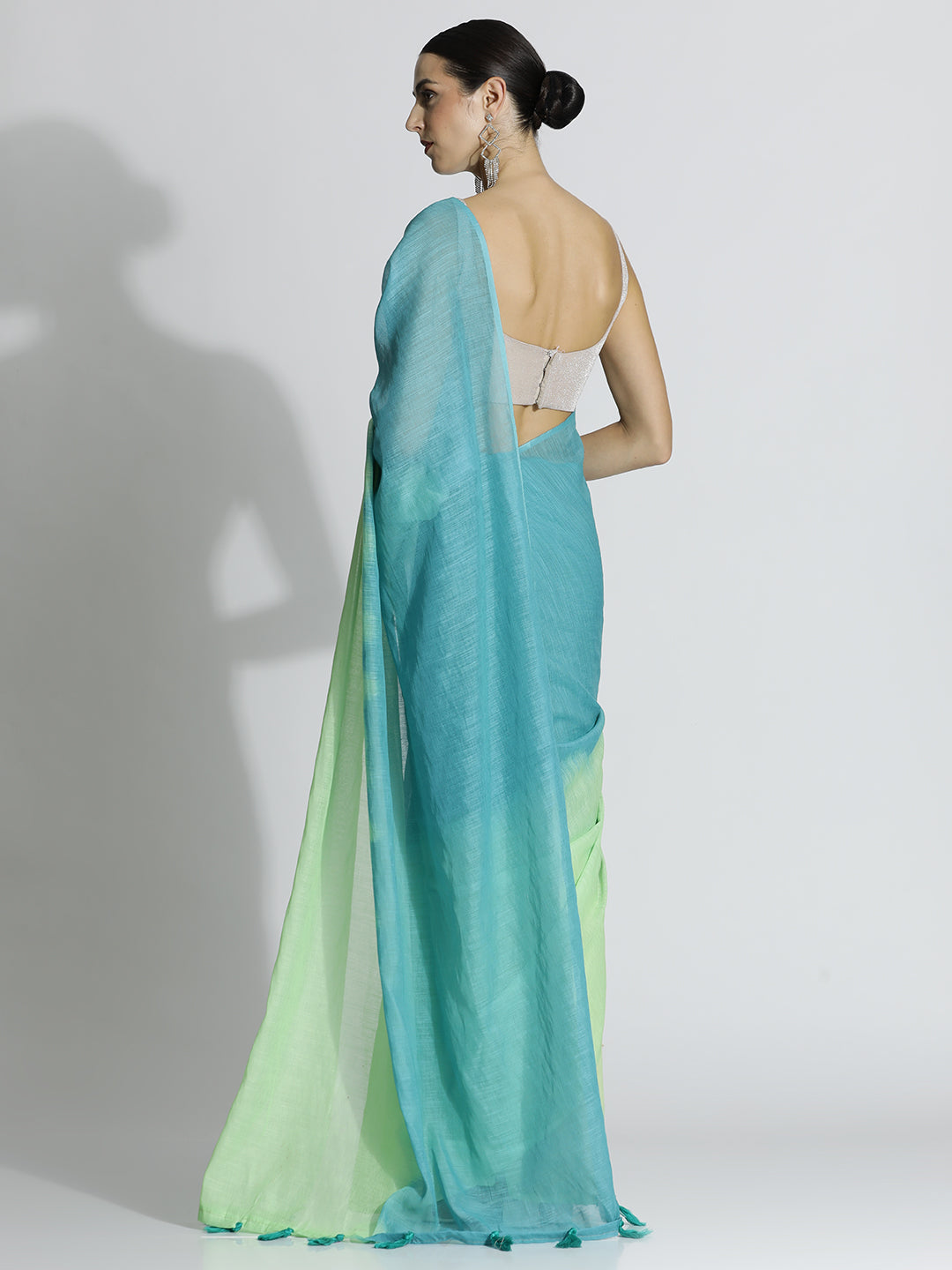 Ombre Daily Wear Pure Linen Saree