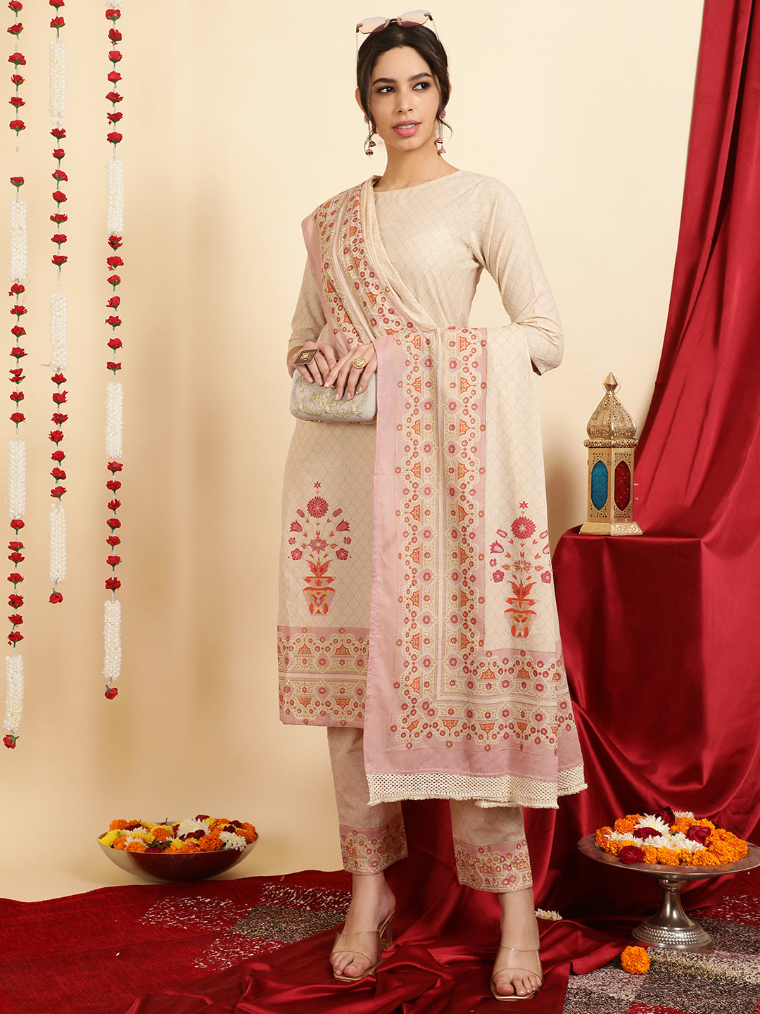 Mauve Ethnic Motif Guldasta Cotton Straight Kurta With Pants And Dupatta