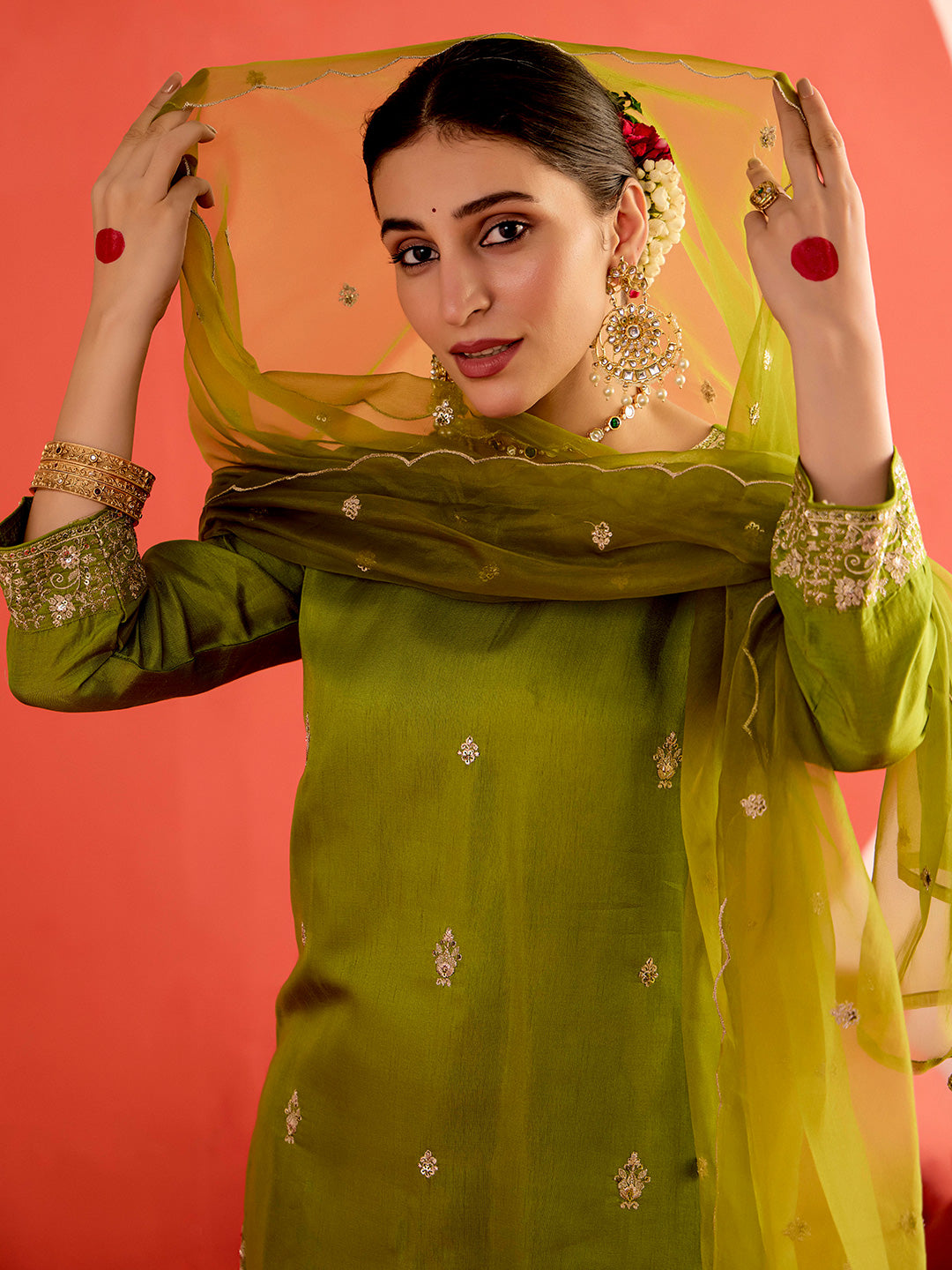 Mehendi Green Zardozi Embroidered Festive Kurta Set With Dupatta
