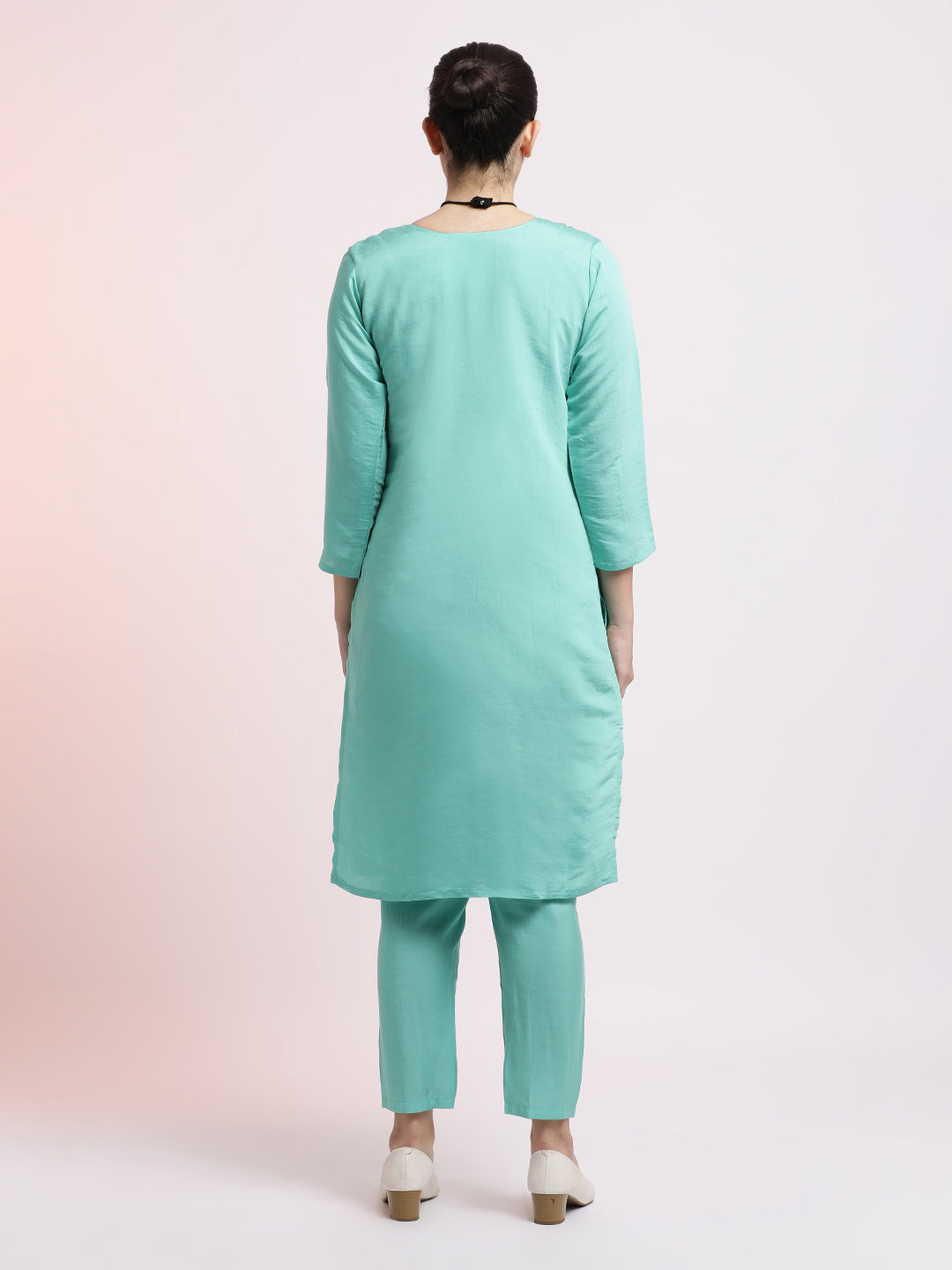 Sea Green Embroidered Silk Blend Kurta Set With Dupatta