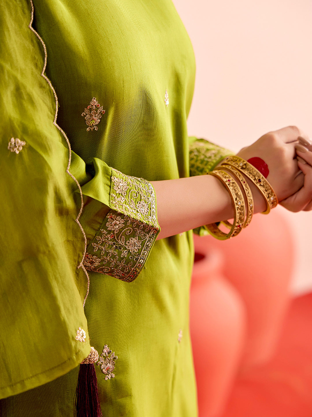 Mehendi Green Zardozi Embroidered Festive Kurta Set With Dupatta