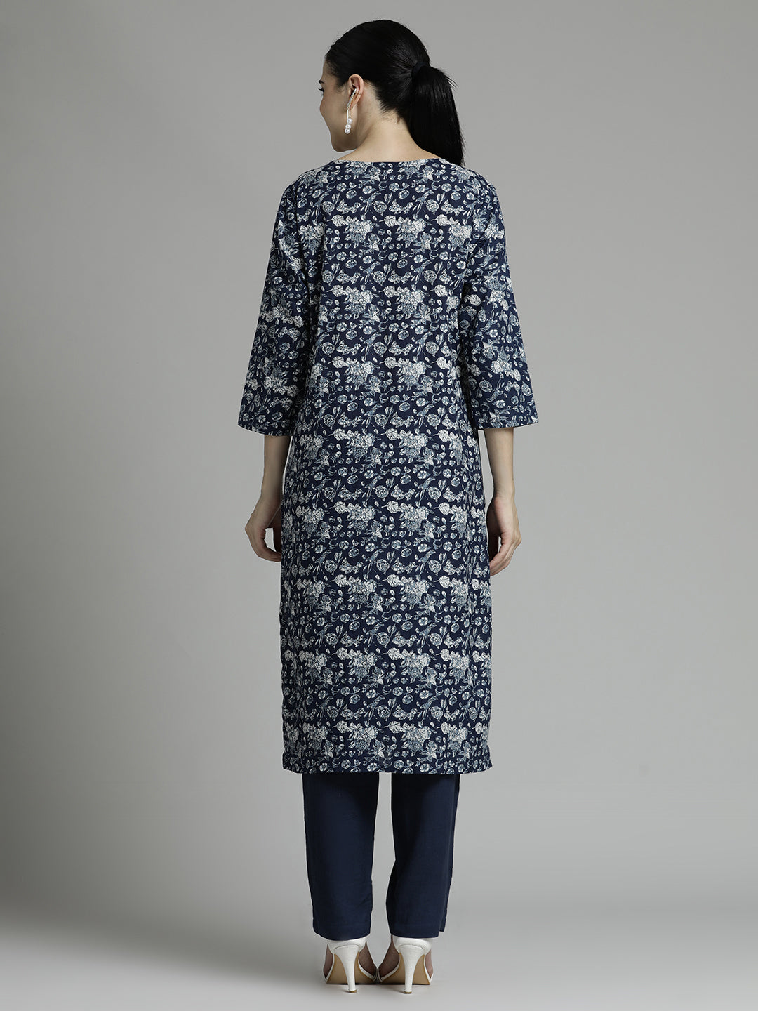 Navy Blue Floral Printed Kurta Set With Tie-Dye Dupatta
