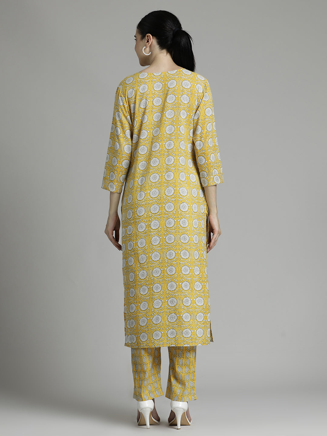 Yellow Ethnic Motif Cotton Kurta Set With Dupatta