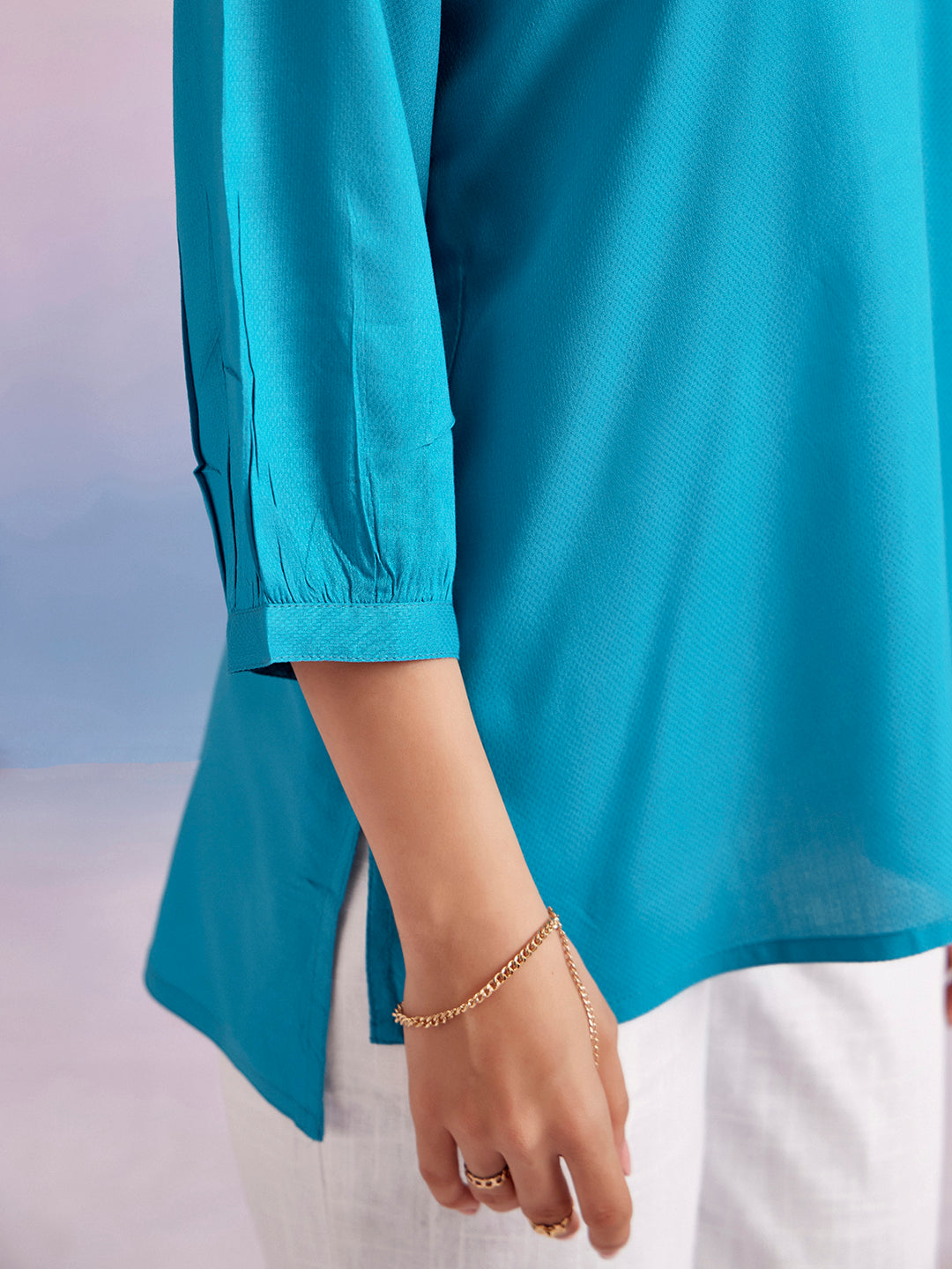 Turquoise Blue Solid High-Low Casual Top