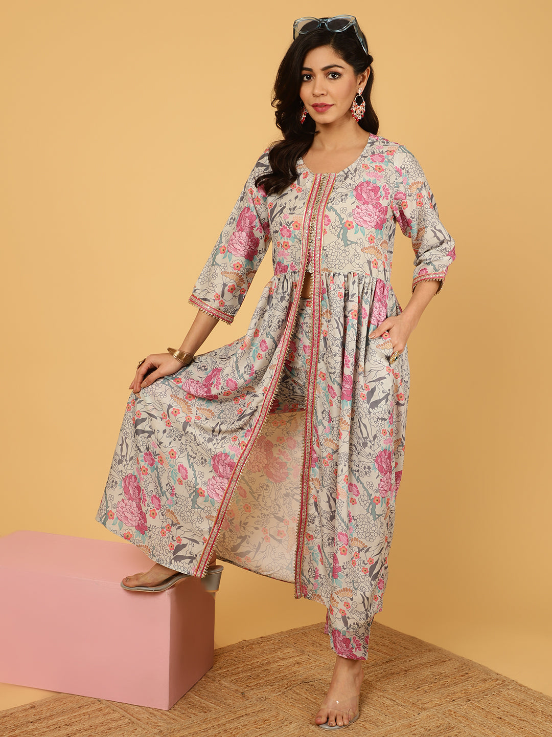Grey Floral Printed Gathered Kurta With Pants