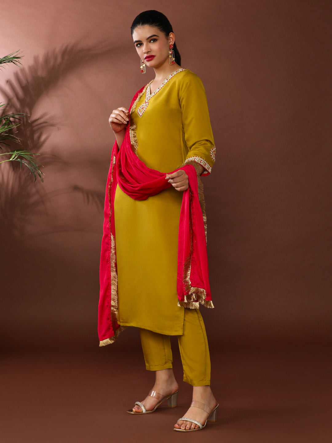 Floral Embroidered Chanderi Silk Kurta & Trousers Sets