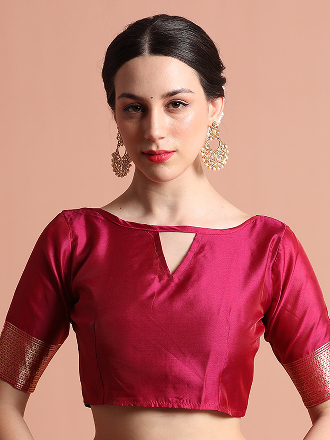 Magenta Zari Woven Design Silk Banarasi Saree