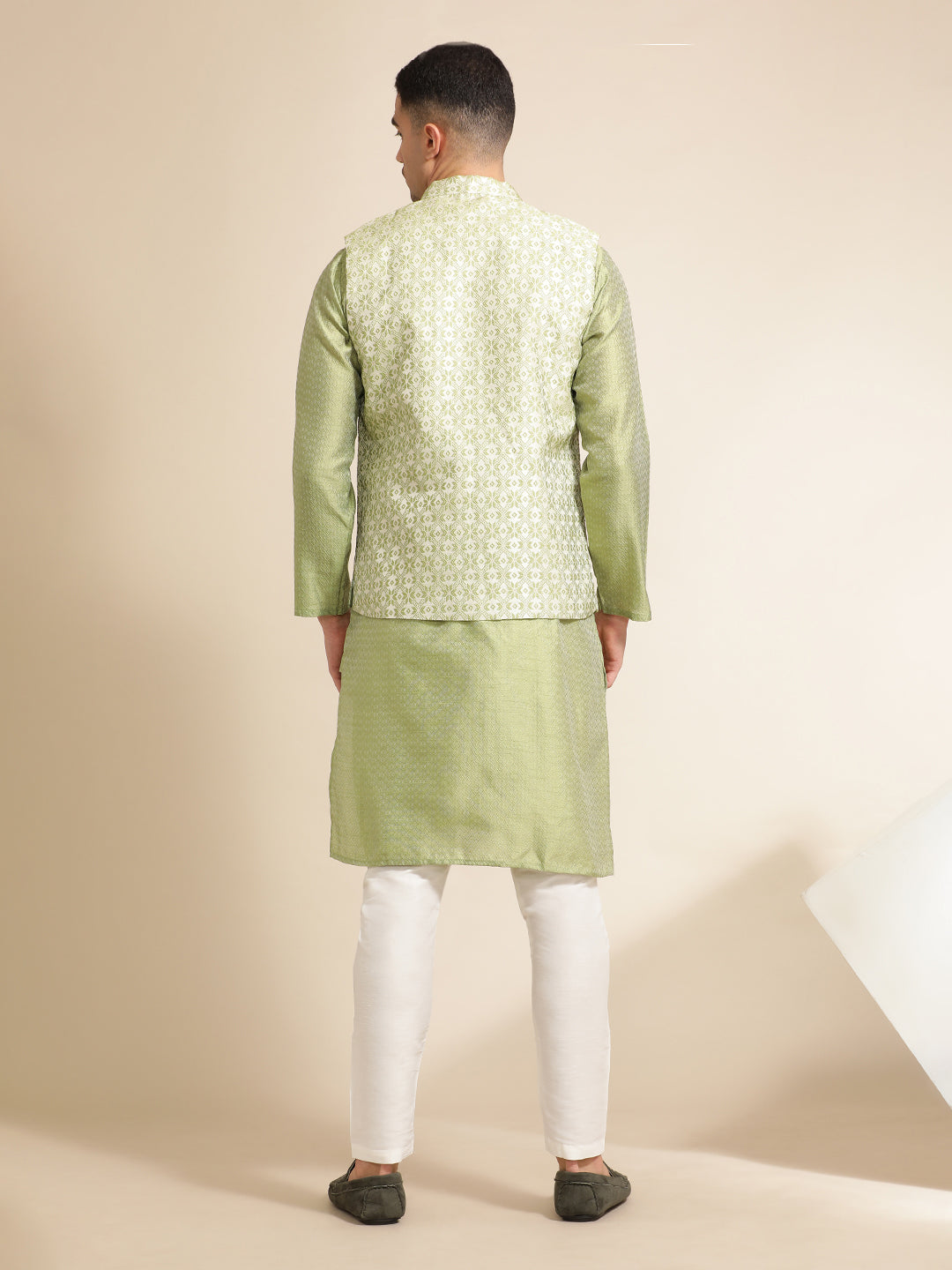 Green Silk Blend Kurta With Woven Design Nehru Jacket Set