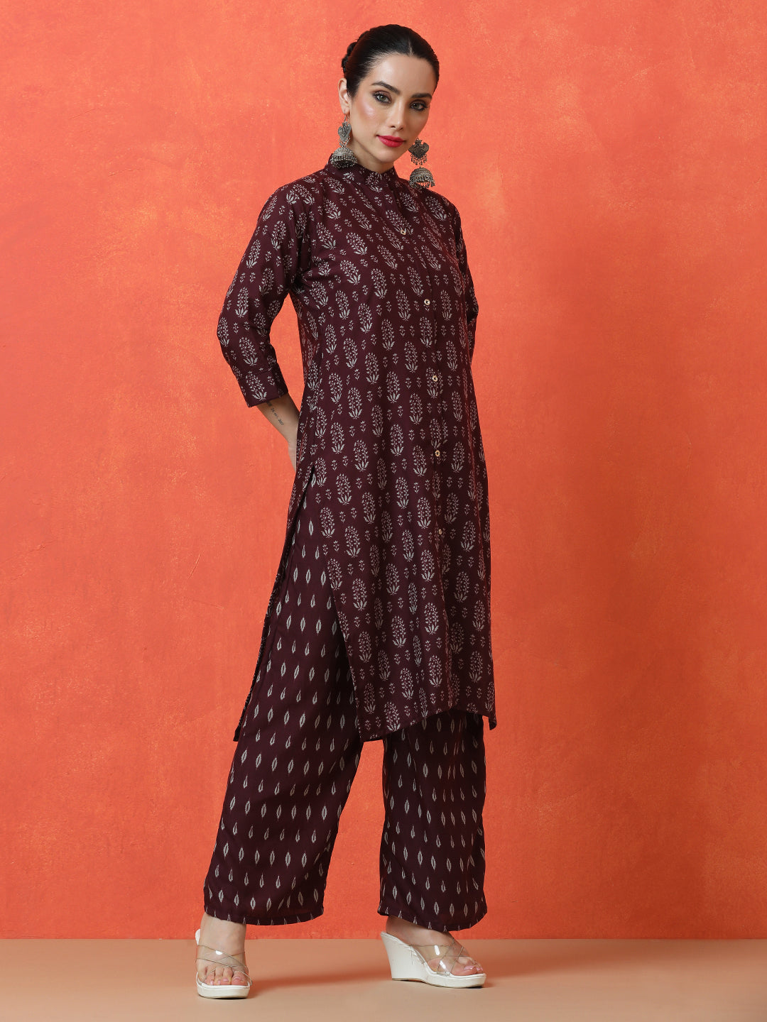 Floral Printed Straight Viscose Rayon Kurta & Trousers Sets