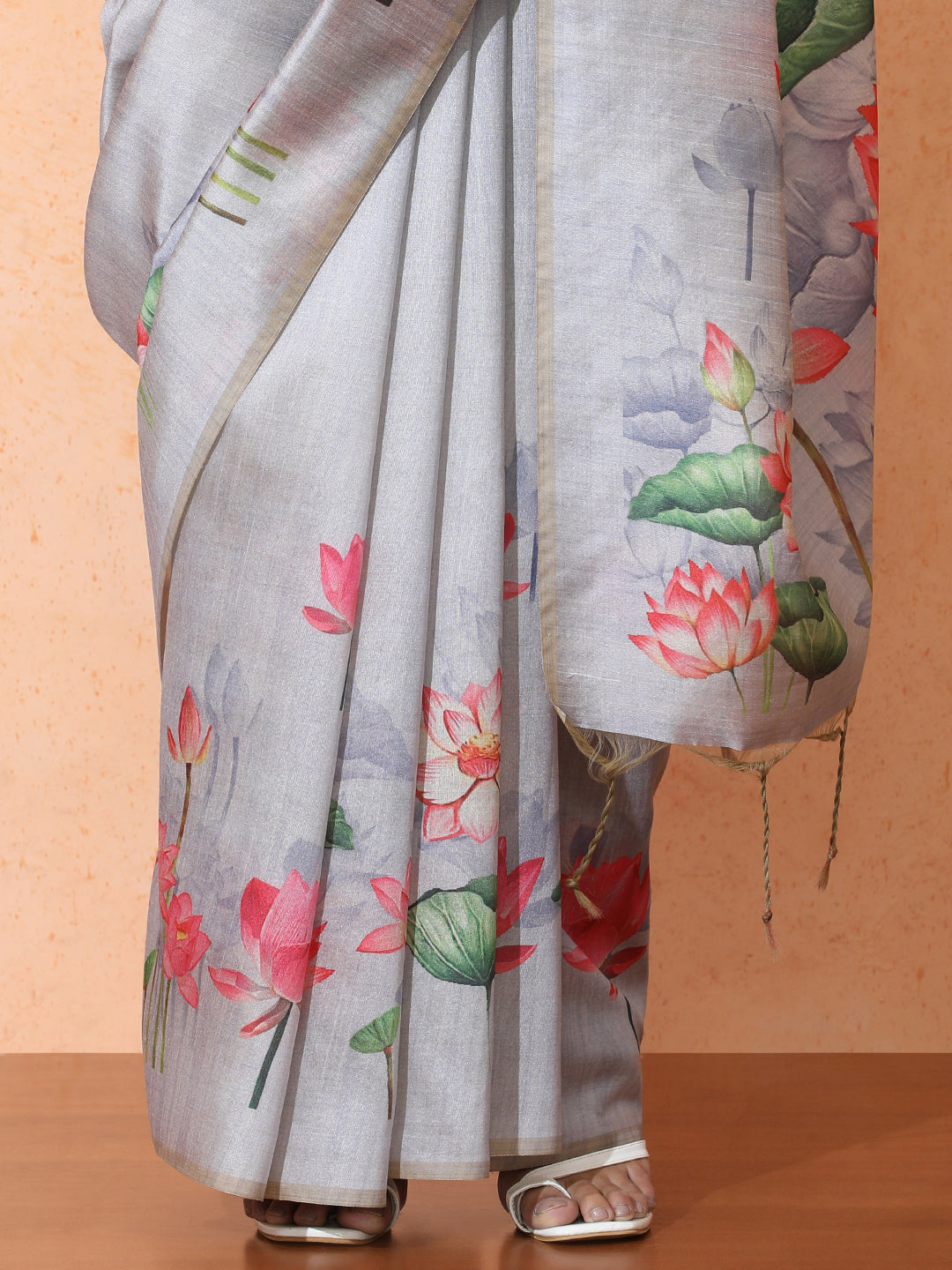 Floral Tussar Silk Saree with Unstiched Blouse