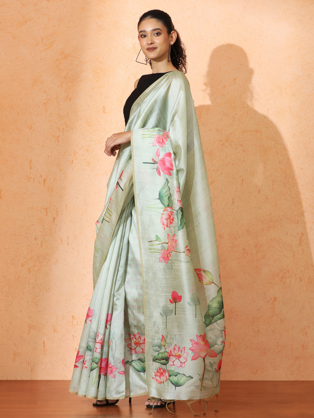 Floral Tussar Silk Saree with Unstiched Blouse